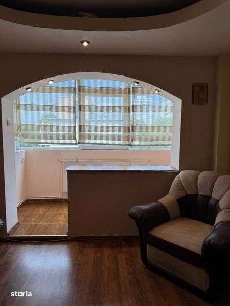 Apartament 2 camere de vanzare - Imagine principală: 4/8