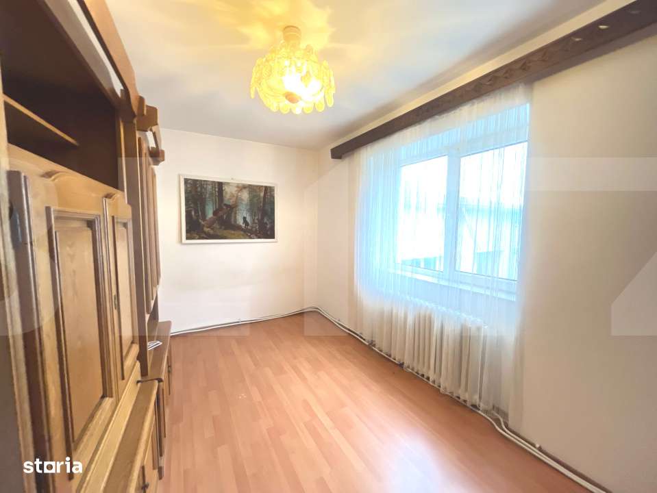 Apartament de 4 camere  Botosani - Imagine principală: 1/7