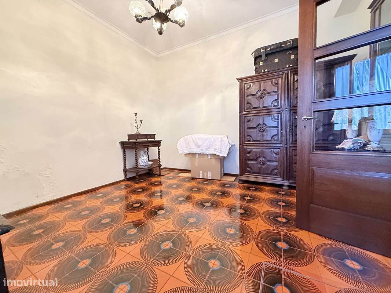 Moradia T7 | Elevador | Box 6 Carros | Jardim | 600m2 | Gondomar-11