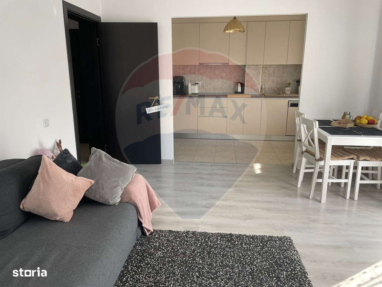 Apartament cu 2 camere de închiriat - Imagine principală: 3/7