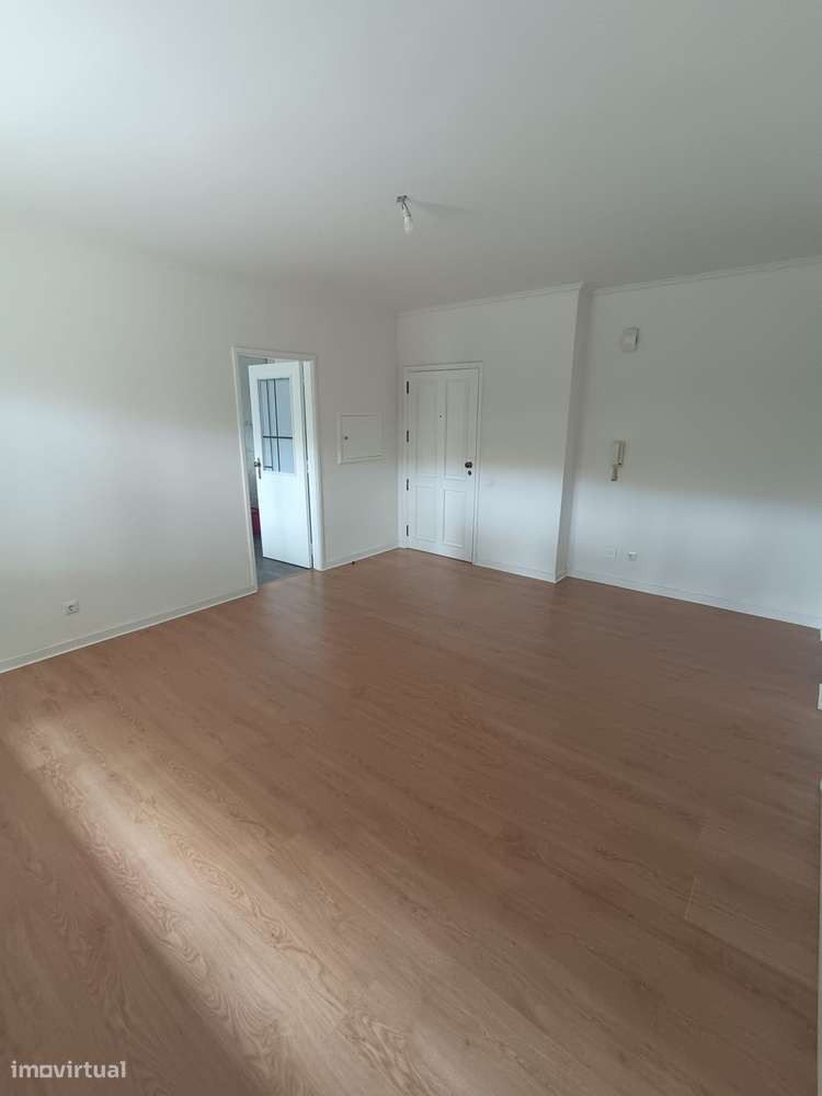 Apartamento na Circunvalação-7