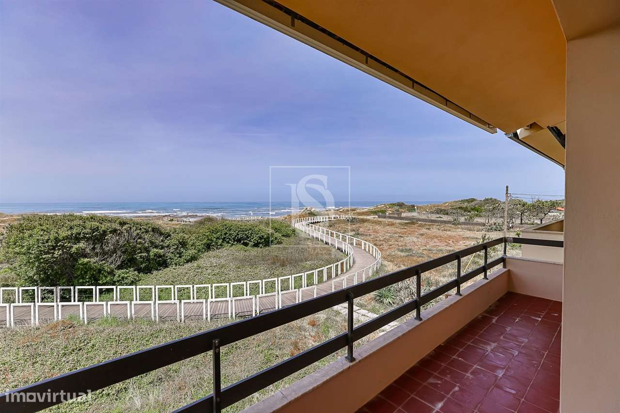 Moradia T3 na 1ª linha de praia, em Cepães, Esposende-19