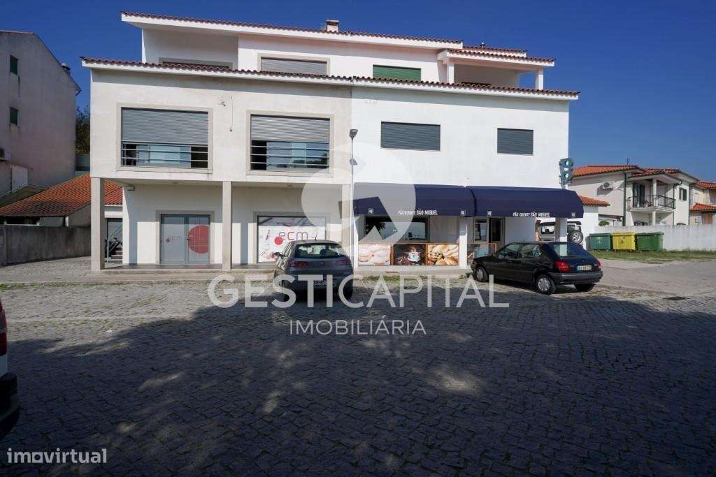 Café/Pastelaria em Vila Caiz, Amarante - Grande imagem: 5/19