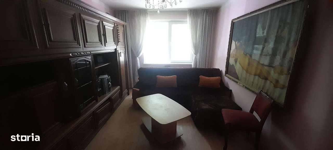 Piata Rahova,strada Buzoieni,4 camere-6