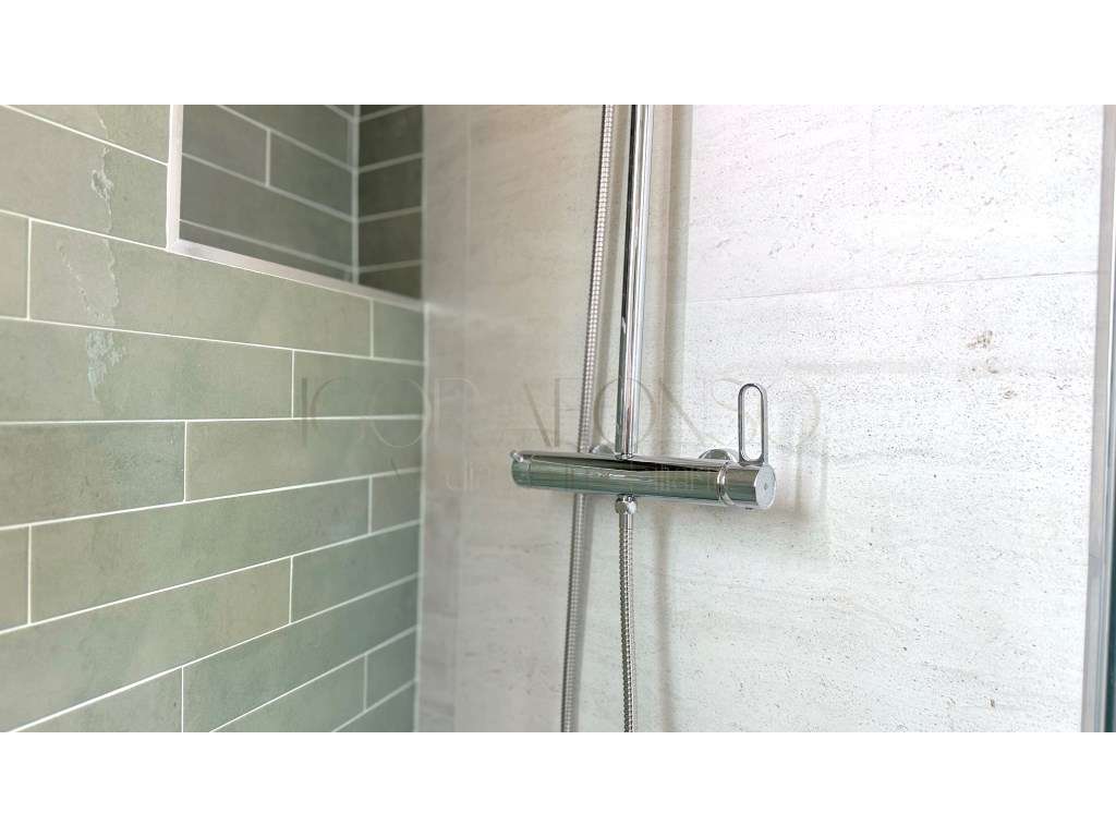 Excelente Apartamento T2 localizado na Zona Central de Azeitão-16