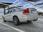 Volvo S60 2.5T Momentum - 11