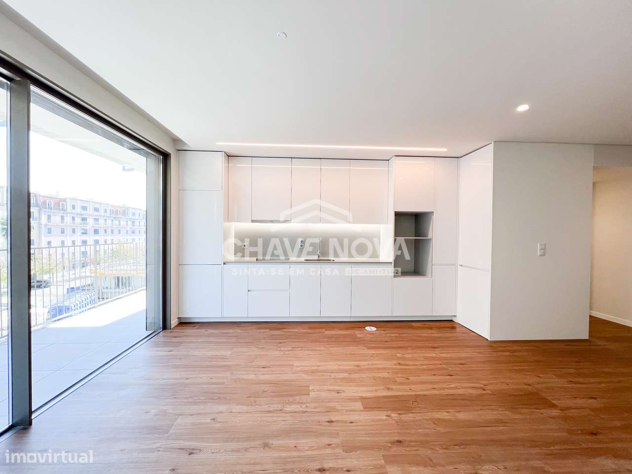 T3 Novo c/ Lugar de Garagem e Arrumos em Oliveira do Douro - Grande imagem: 2/16