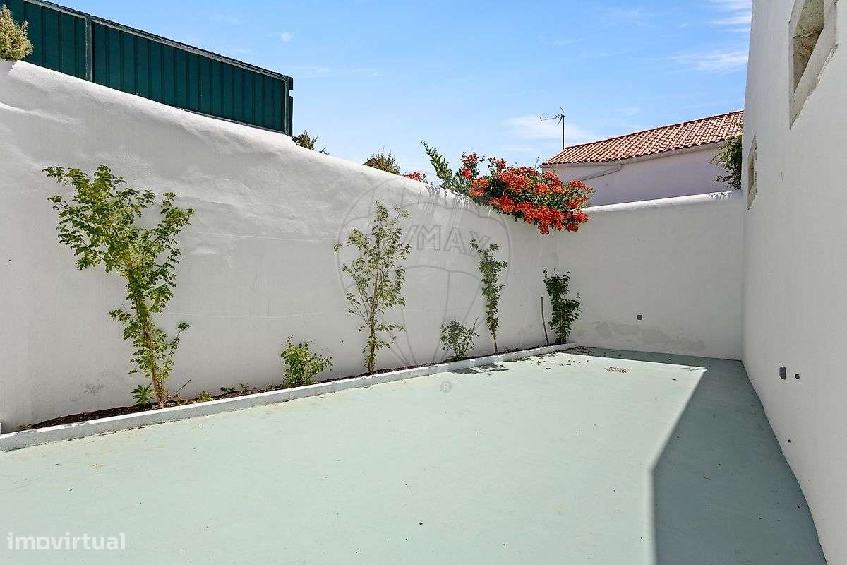 Moradia T2 para venda-20