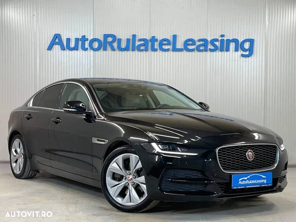 Jaguar XE 2.0 AWD Prestige - 2