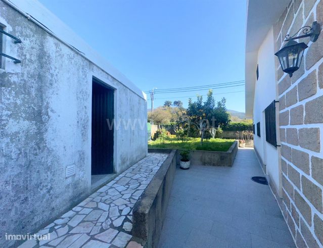 Moradia, 245 m², Afife-18