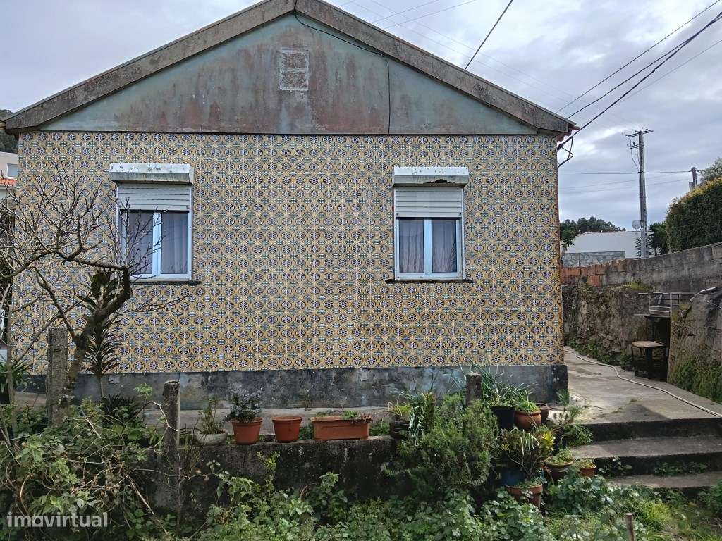 Moradia T2 com Vista Mar em Areosa - Viana do Castelo-0