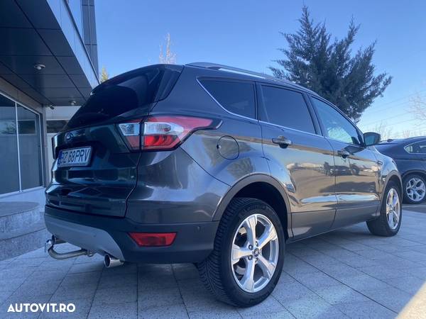 Ford Kuga 2.0 TDCi 4x4 Aut. Titanium - 23