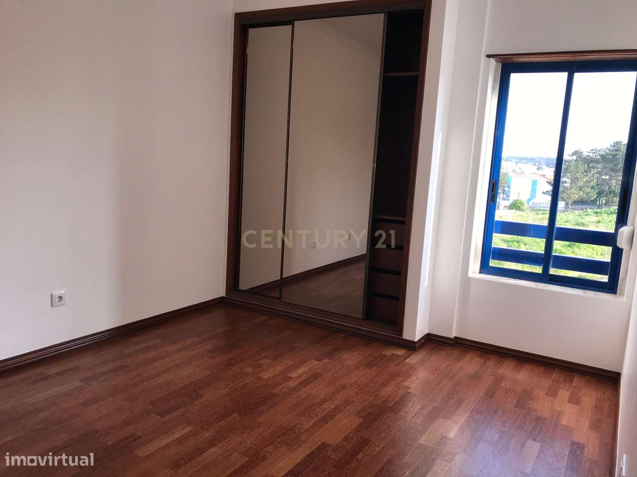 T3 Renovado com Vista Mar | Suíte | Box Fechada | Ericeira-36