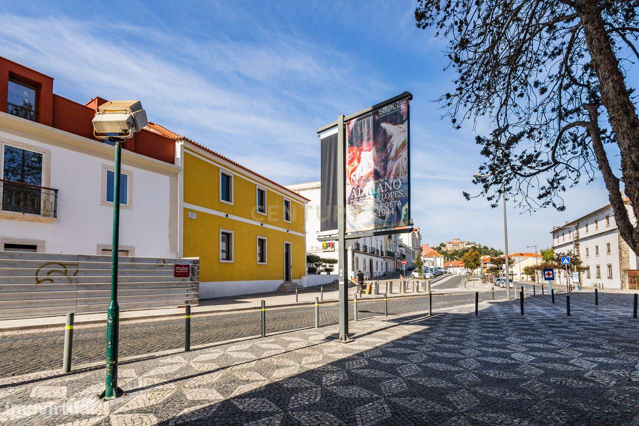 Exclusividade e Rentabilidade no Coração Histórico de Leiria: O Seu Pr - Grande imagem: 5/55