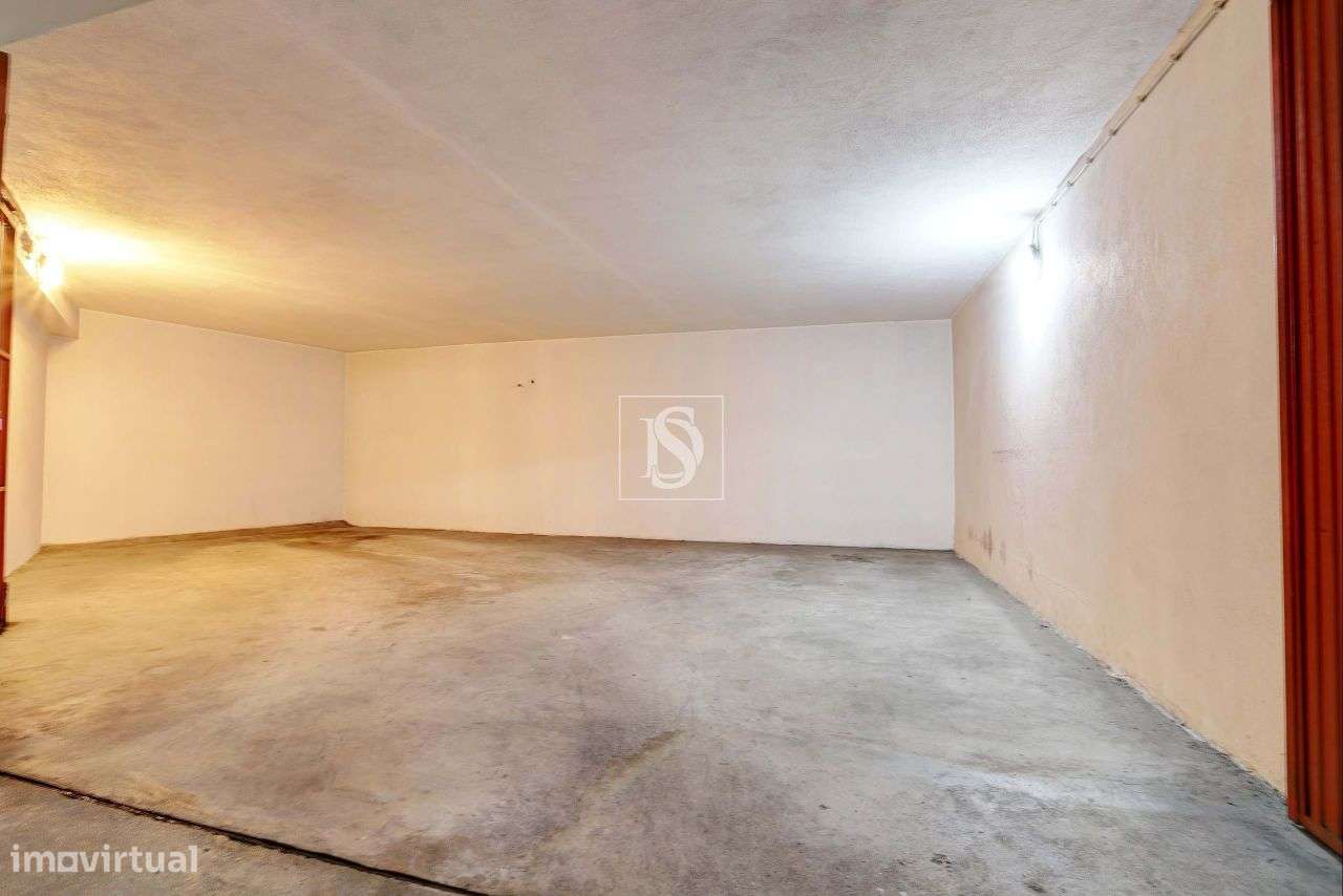 Garagem Fechada - Centro Póvoa de Varzim - Grande imagem: 2/7