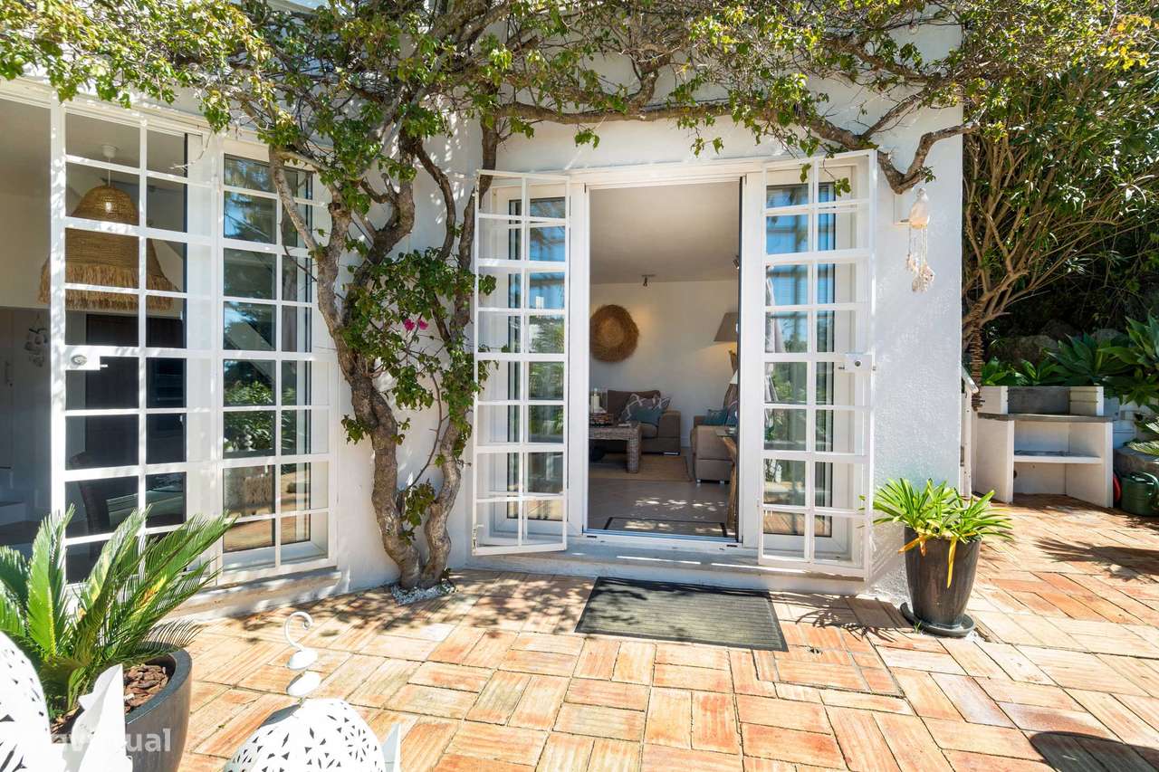 Casa elegante de 2 quartos com piscina, perto de Guia-13