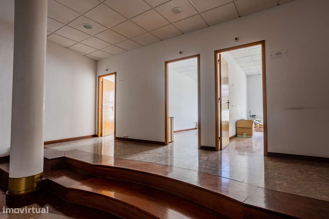 Imóvel comercial em edifício histórico, Ponta Delgada - Grande imagem: 5/8