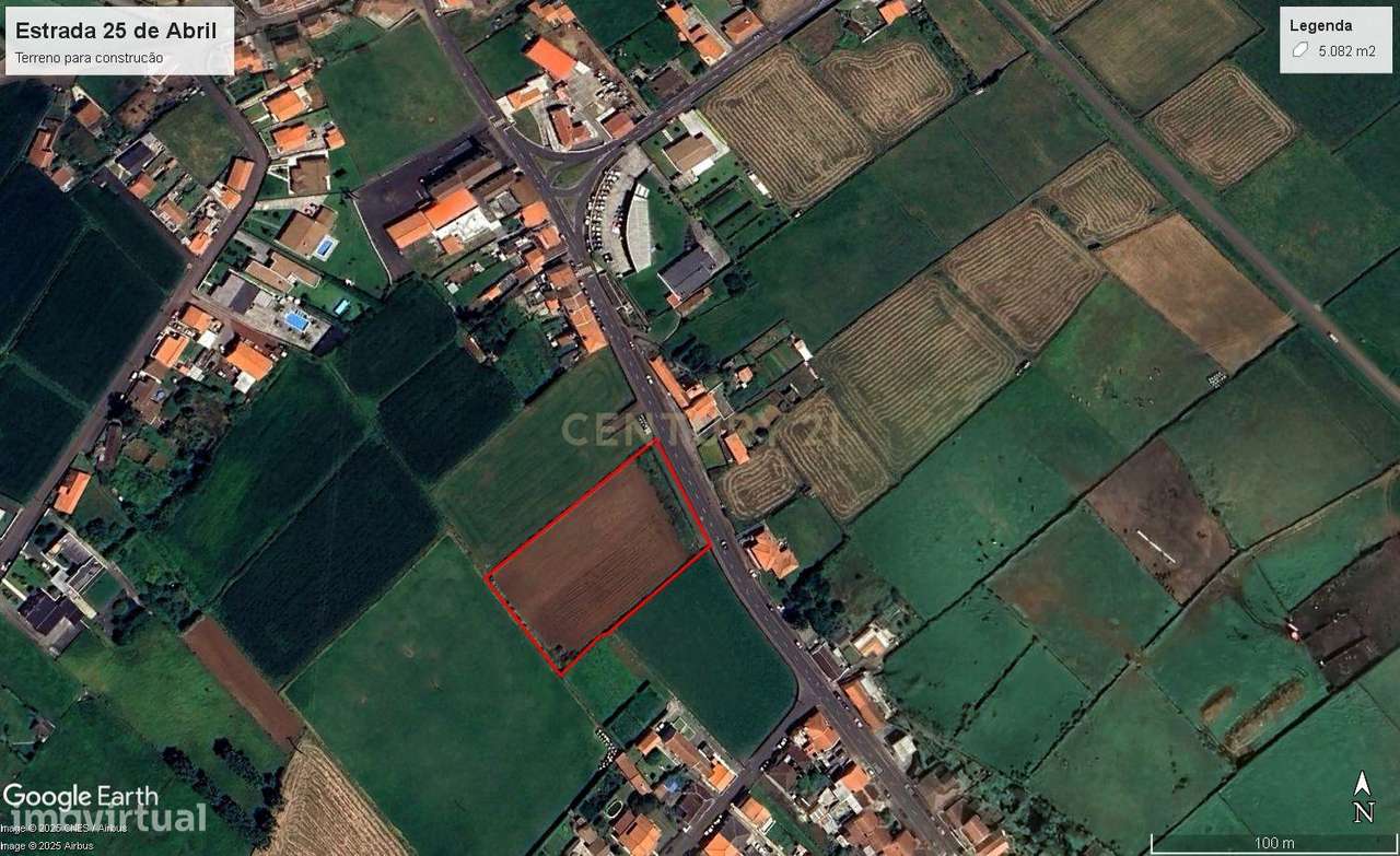 Oportunidade única de amplo terreno para construção na Praia da Vitóri - Grande imagem: 2/6