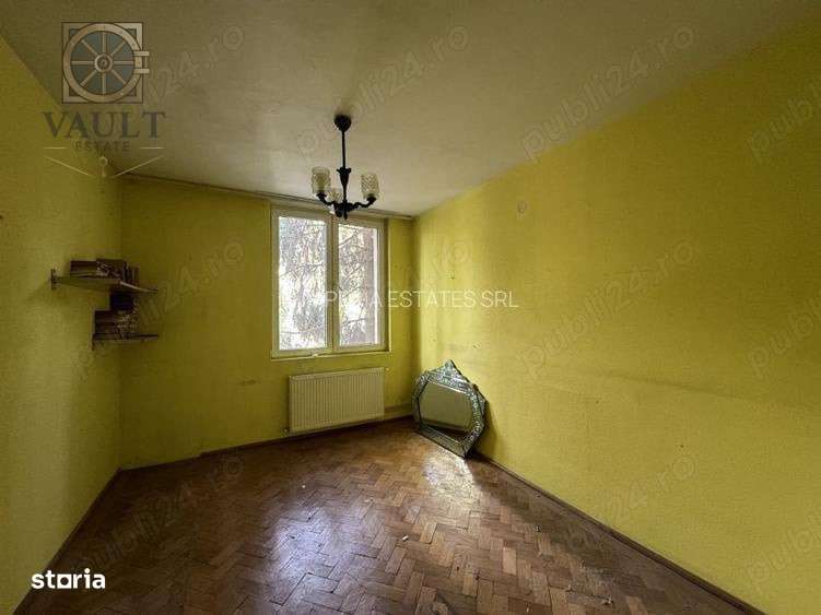 Apartament 2 camere decomandat - etaj 1 - Primaverii - Imagine principală: 4/7