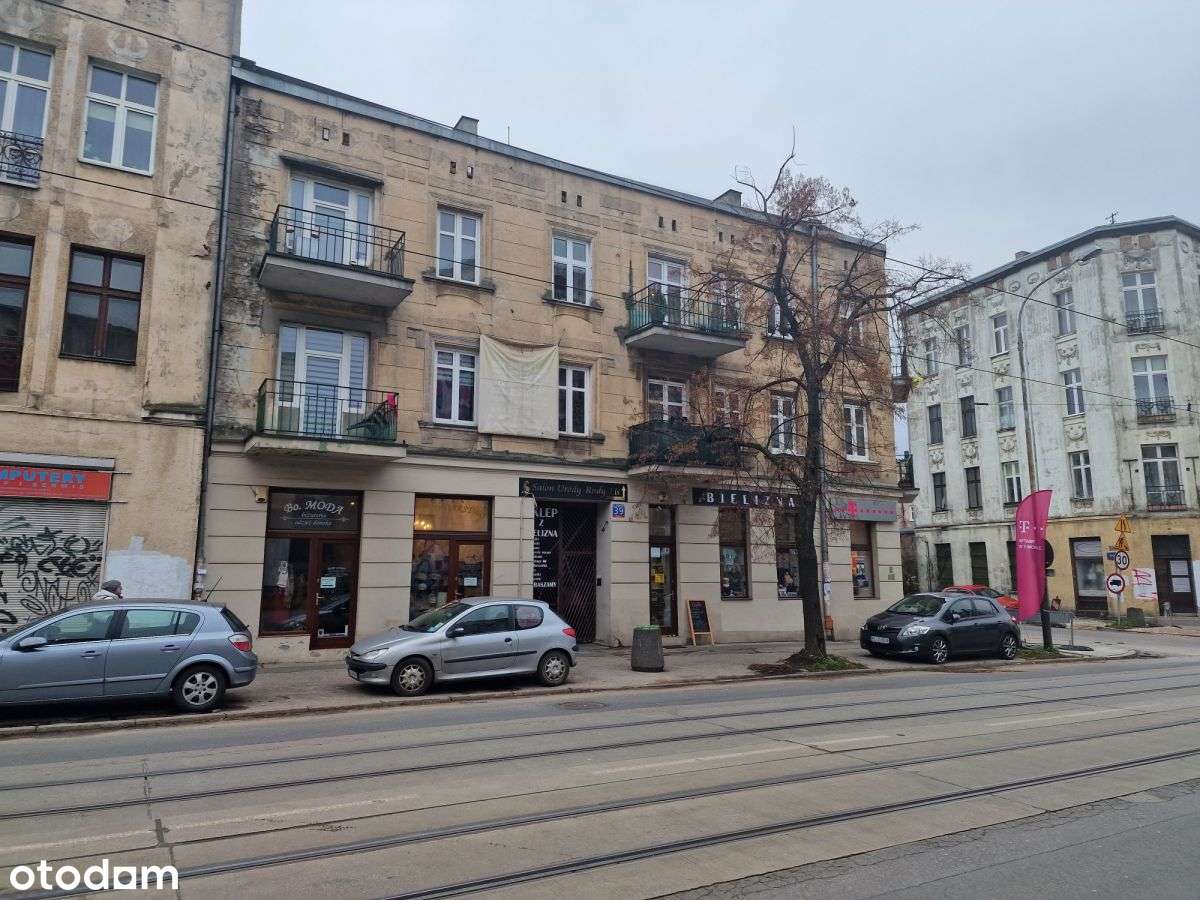 Kamienica z lokalami użytkowymi i mieszkalnymi-2
