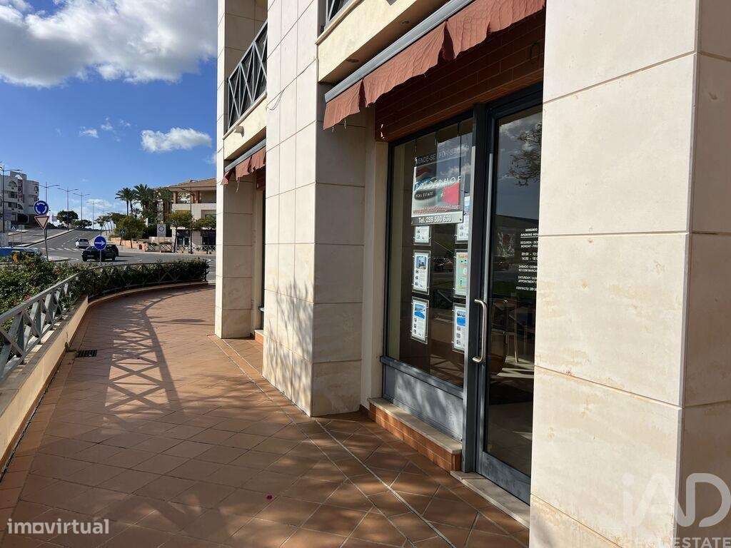 Loja / Estabelecimento Comercial em Albufeira e Olhos de Água de 52,00 - Grande imagem: 1/8