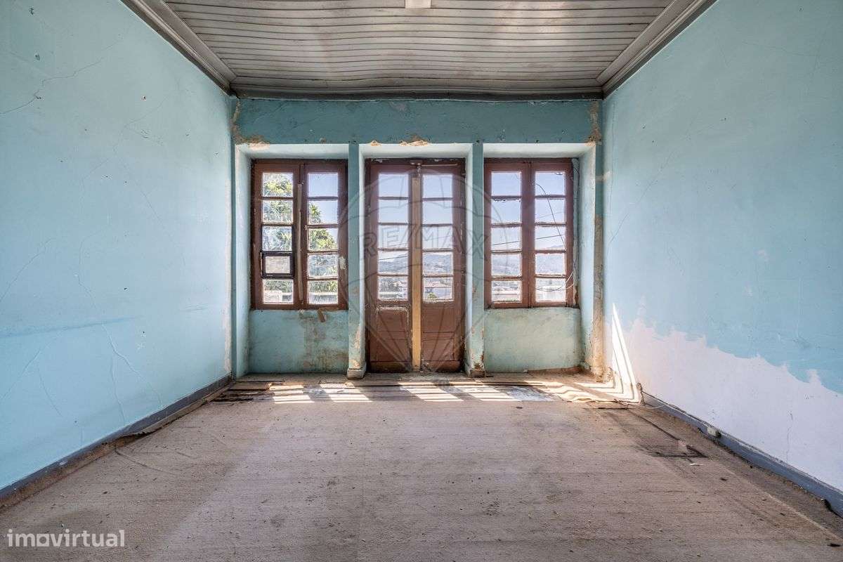 Moradia T4 para venda - Grande imagem: 2/18