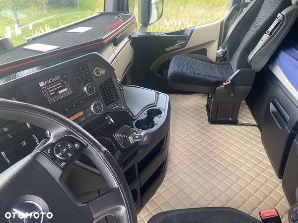 Mercedes-Benz ACTROS 1845 / GIGASPACE / FULL SPOJLER / 2x ZBIORNIKI - 28