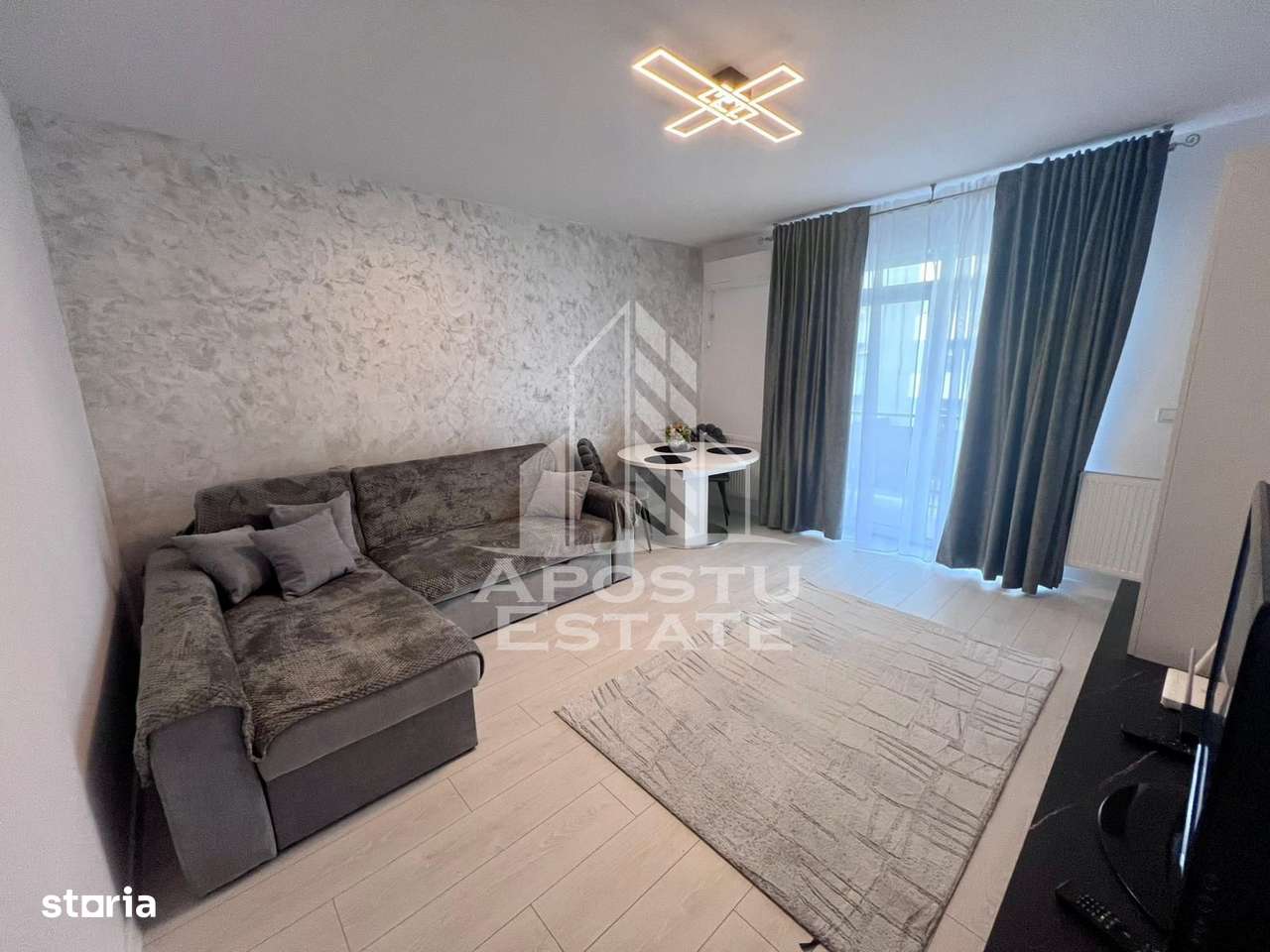 Apartament, 2 camere, centrala proprie, loc de parcare, Giroc - Imagine principală: 2/10