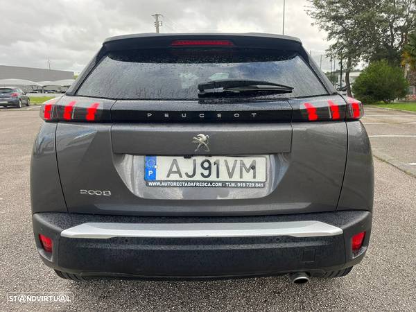 Peugeot 2008 1.5 BlueHDi Allure Pack - 11