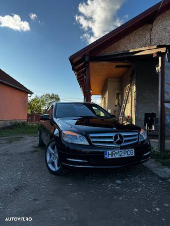 Mercedes-Benz C - 16