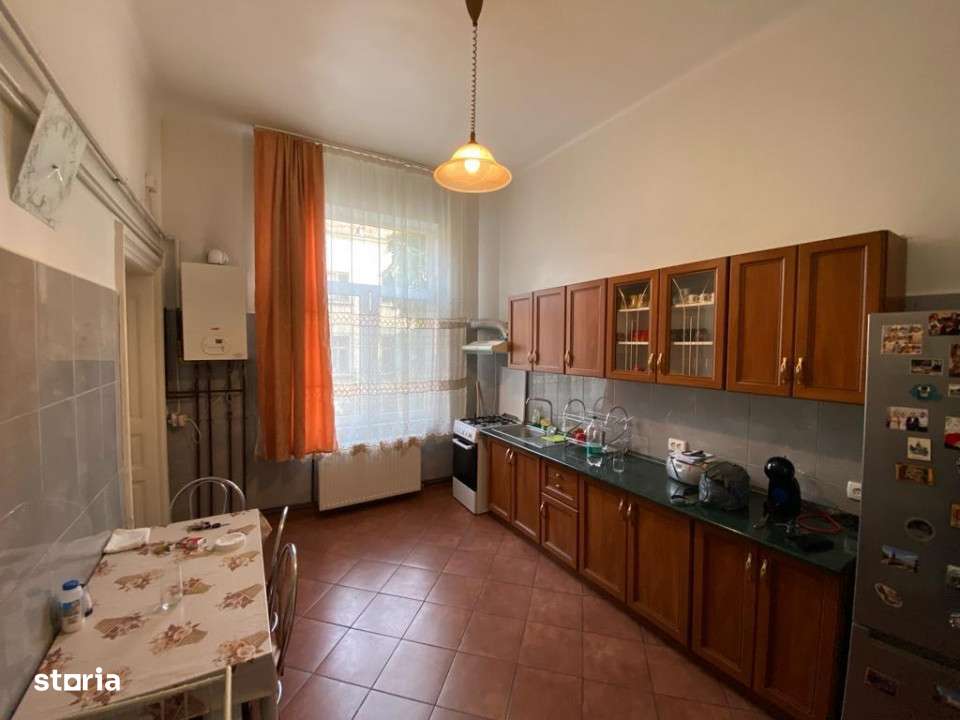 Apartament interbelic cu 4 camere | Oportunitate | Ultracentral - Imagine principală: 3/13