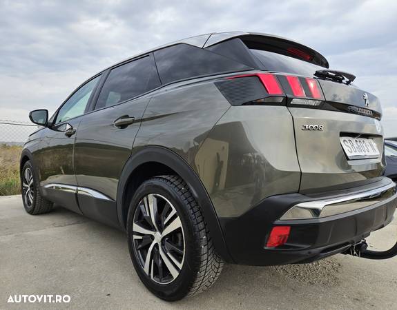 Peugeot 3008 - 17