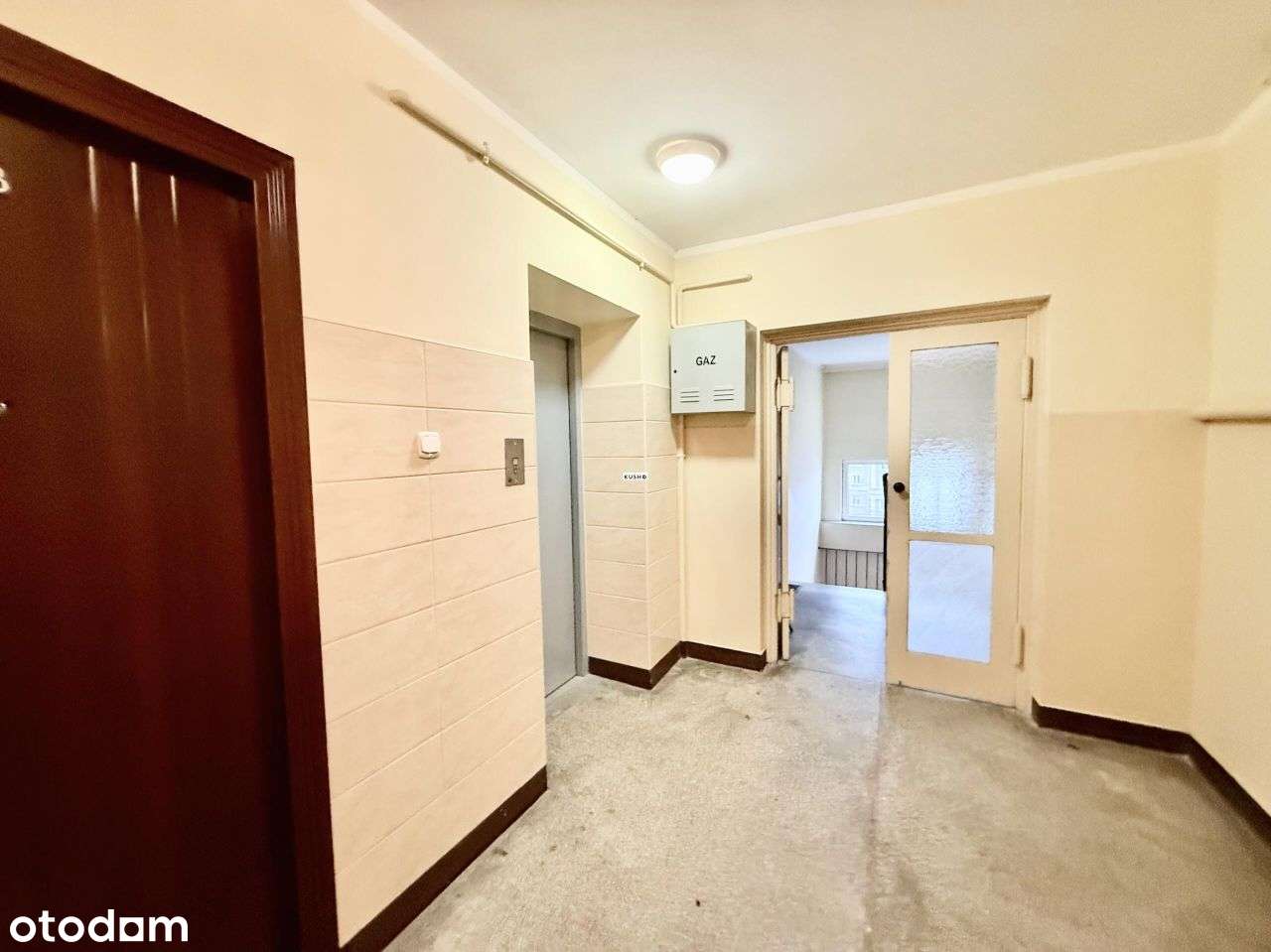 Stylowe 2 pokoje na 9. piętrze, ul. Wałowa – blisk-16