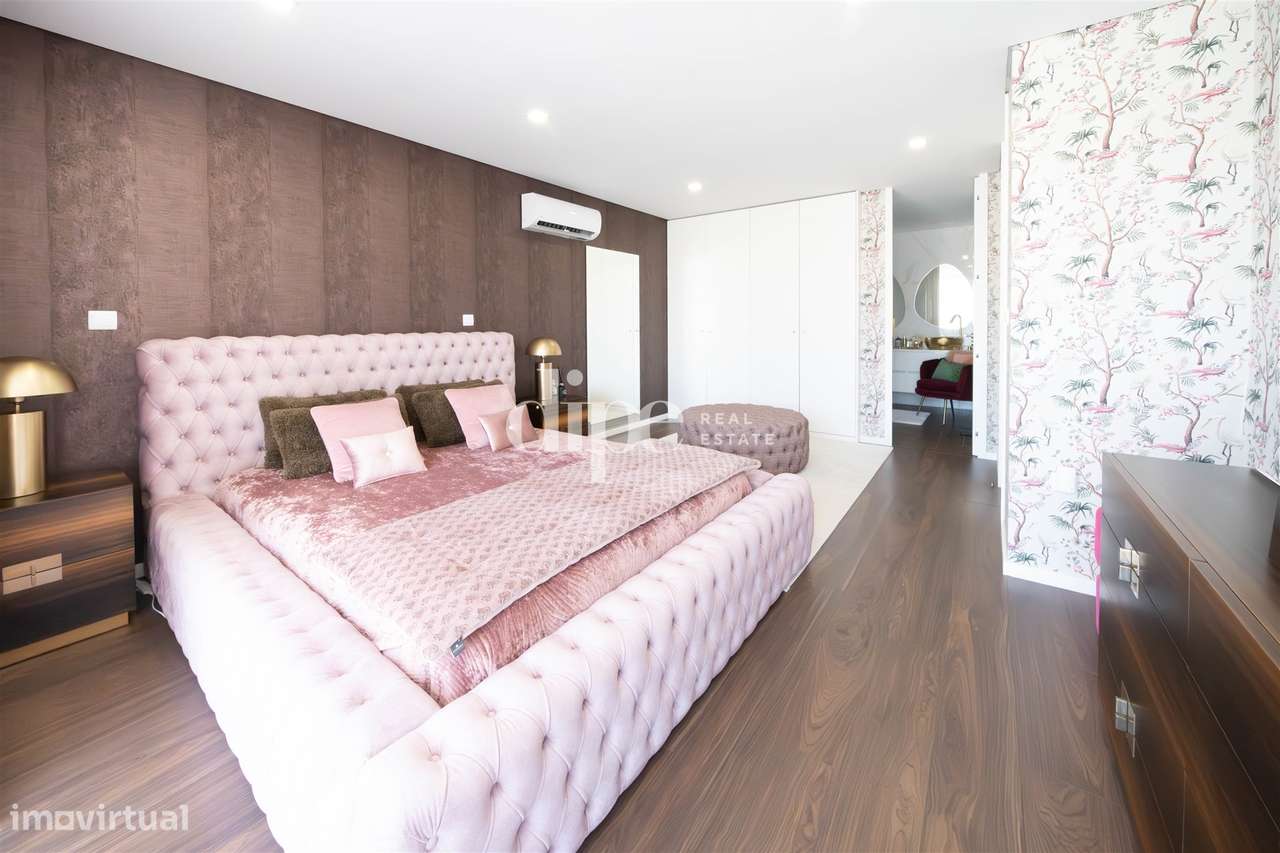 Fantástica moradia T3+1 com piscina e sala de inverno-16