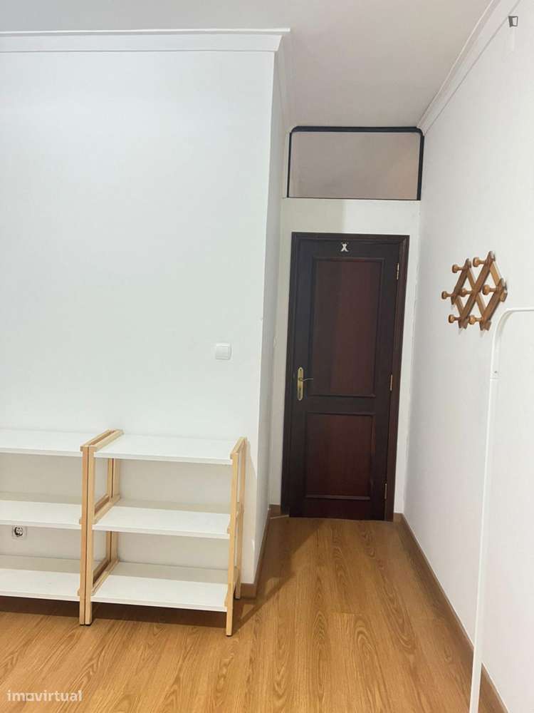 Quarto - localizado em Lumiar Lisbon - Grande imagem: 5/6