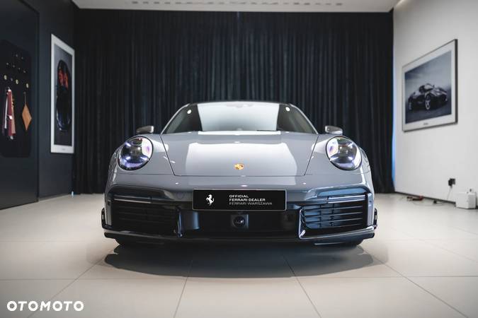 Porsche 911 Turbo S - 2