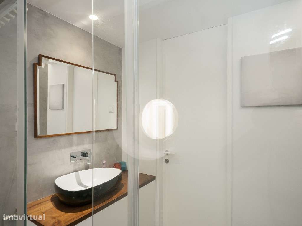 Apartamento Loft Duplex T1+1 junto ao museu do Fado!-8