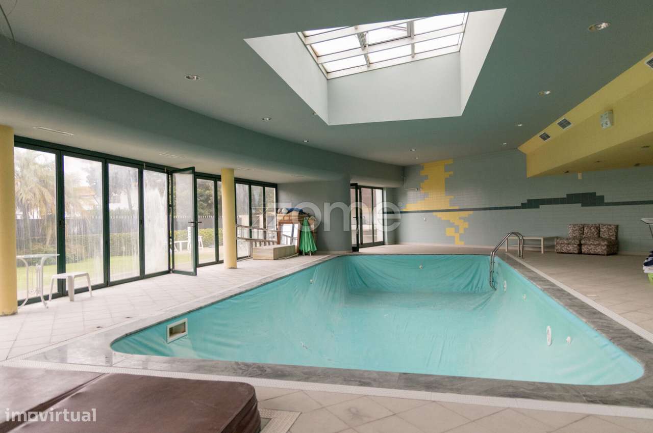 LUXUOSA MORADIA - LOCALIZAÇÃO PREMIUM NO CENTRO DE FAMALICÃO-37