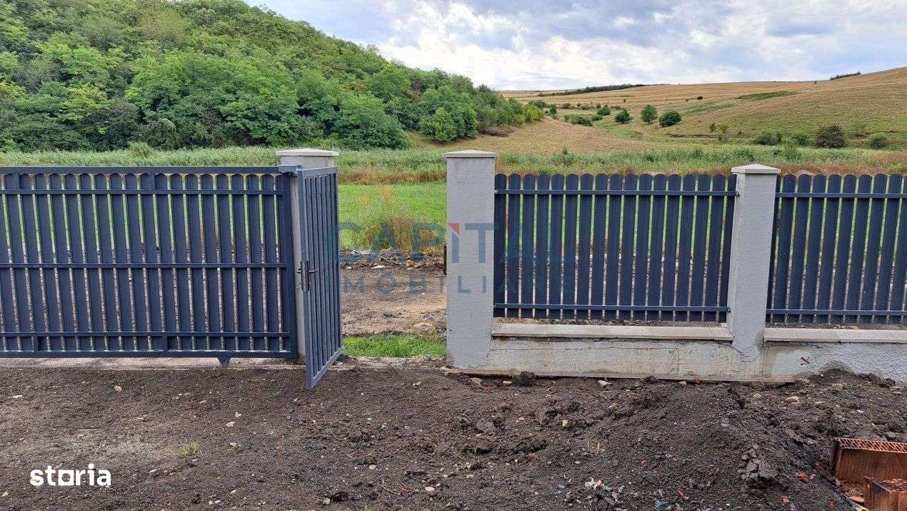 Casa superba cu garaj, aproape de padure - Imagine principală: 4/9