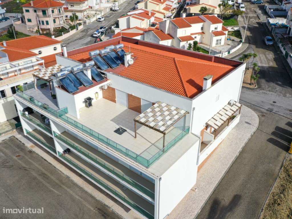 Excelente apartamento T3 com vista mar na Nazaré-31