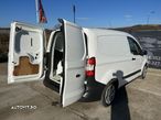 Ford Transit Courier - 14