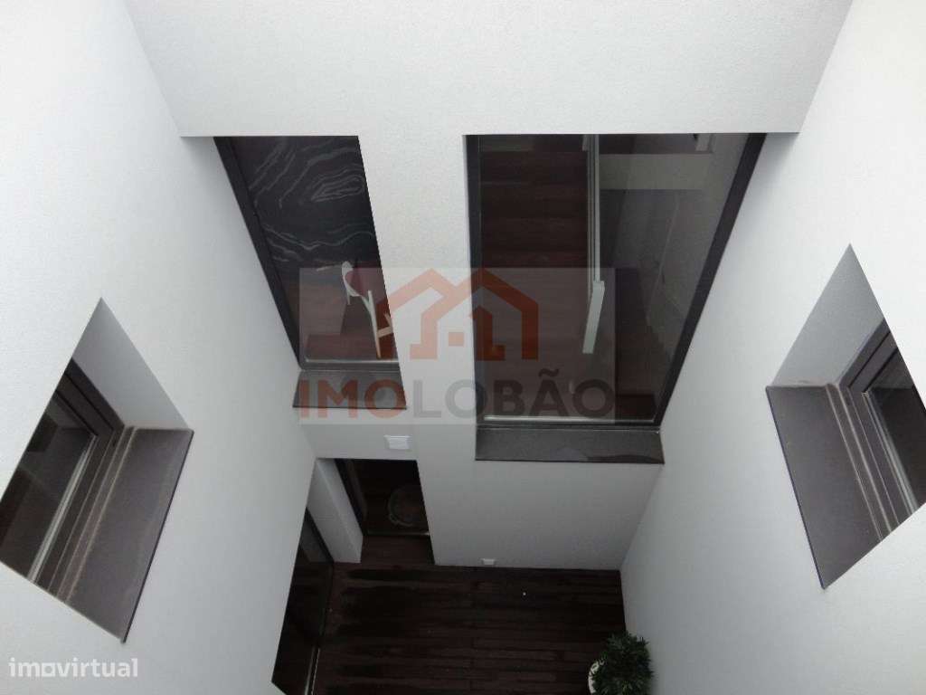 MOR C/ PISCINA - LOBÃO-9