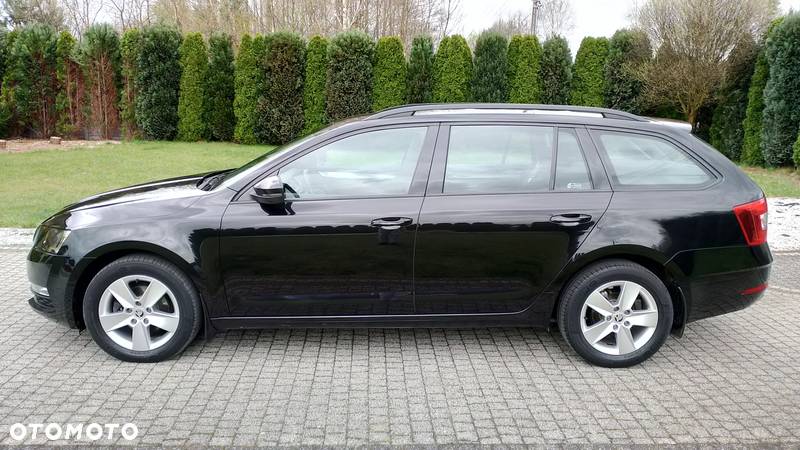 Skoda Octavia 1.6 TDI Ambition - 2