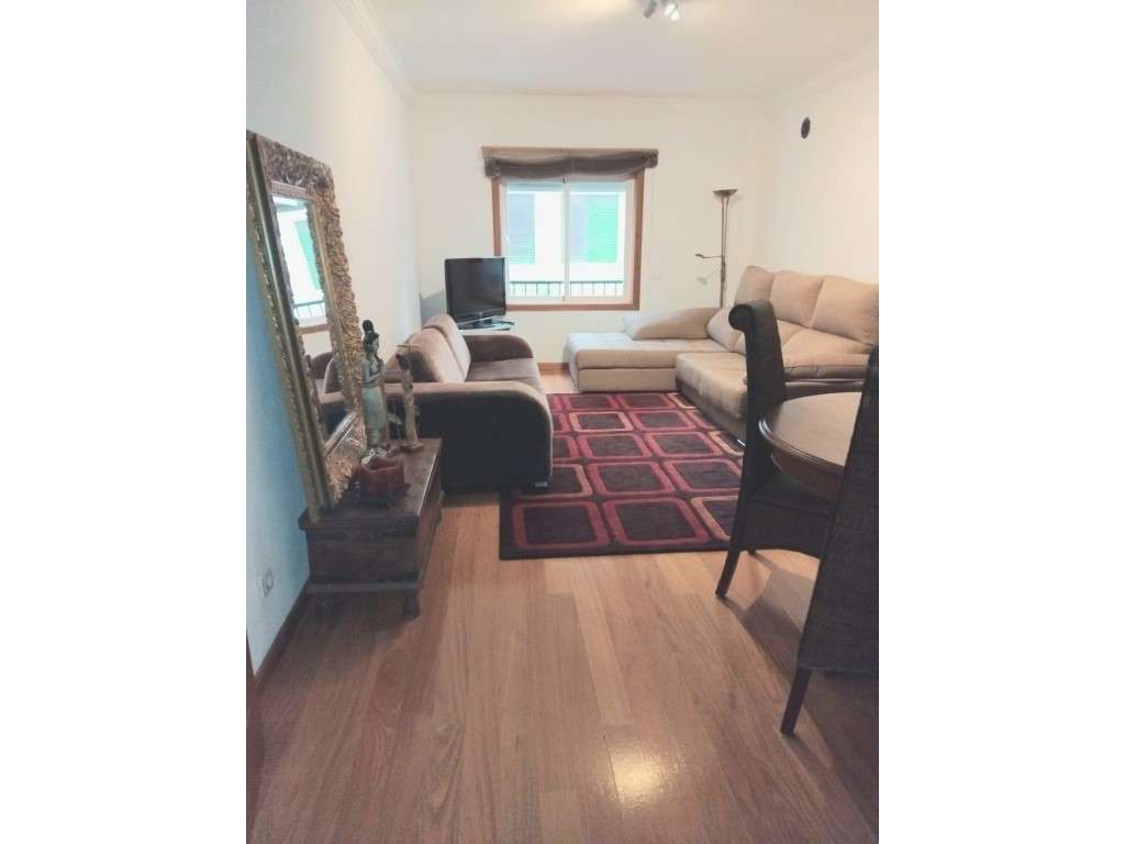 Bairro Salgado - T2 Espetacular com Parqueamento e Arrecadação-8