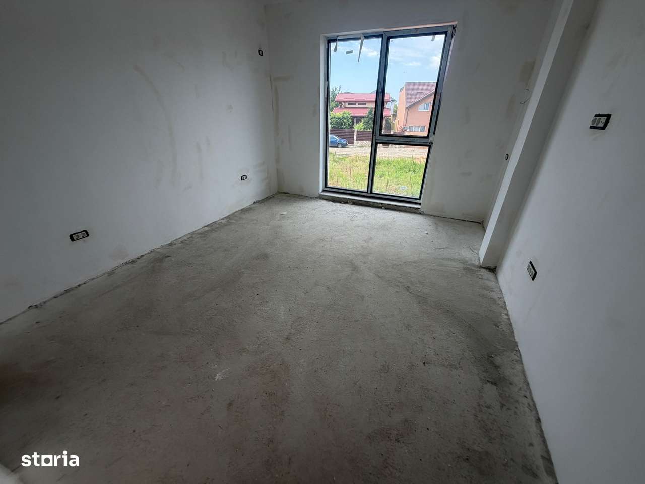 CASA INDIVIDUALA- 4 CAMERE, TOATE UTILITATILE, TEREN 240 MP, COMIS 0%-8