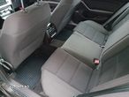 Volkswagen Passat Variant 2.0 TDI Comfortline - 16