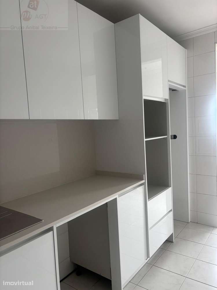 T1 + 1 com lugar de garagem - Grande imagem: 5/10