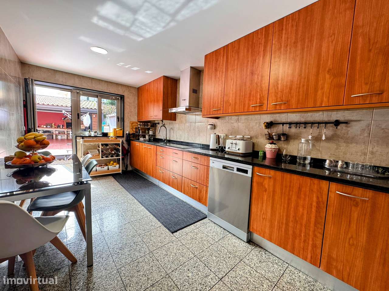 Moradia T4 com jardim e garagem em Vila do Conde-18