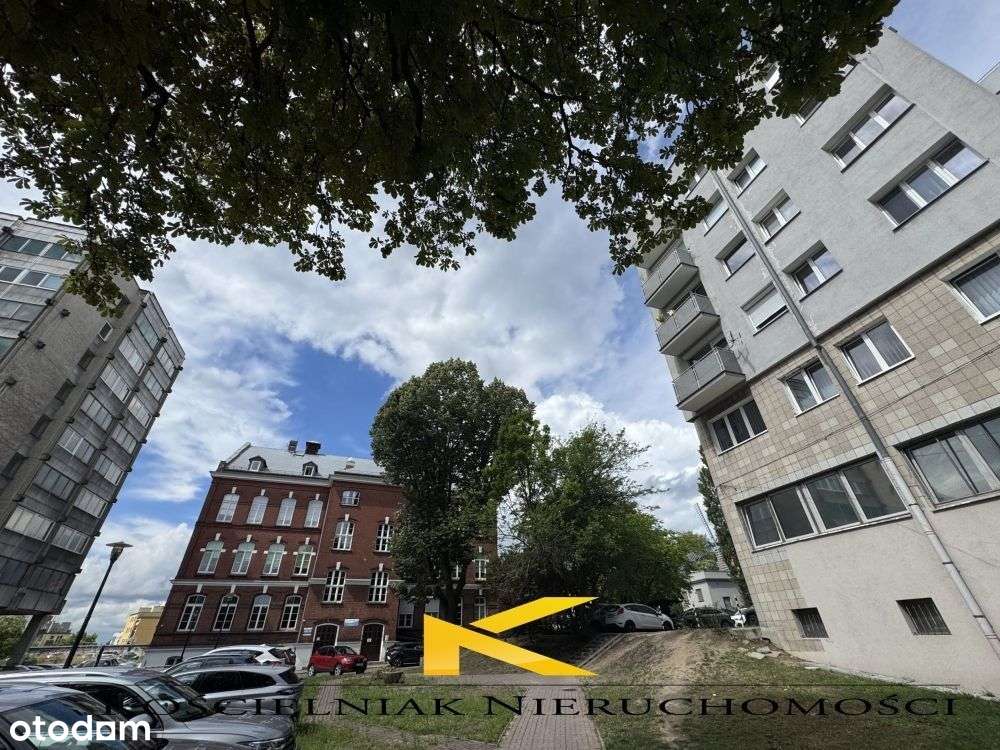 Trzy pok. z parkingiem w centrum miasta - Pełny obrazek: 3/20