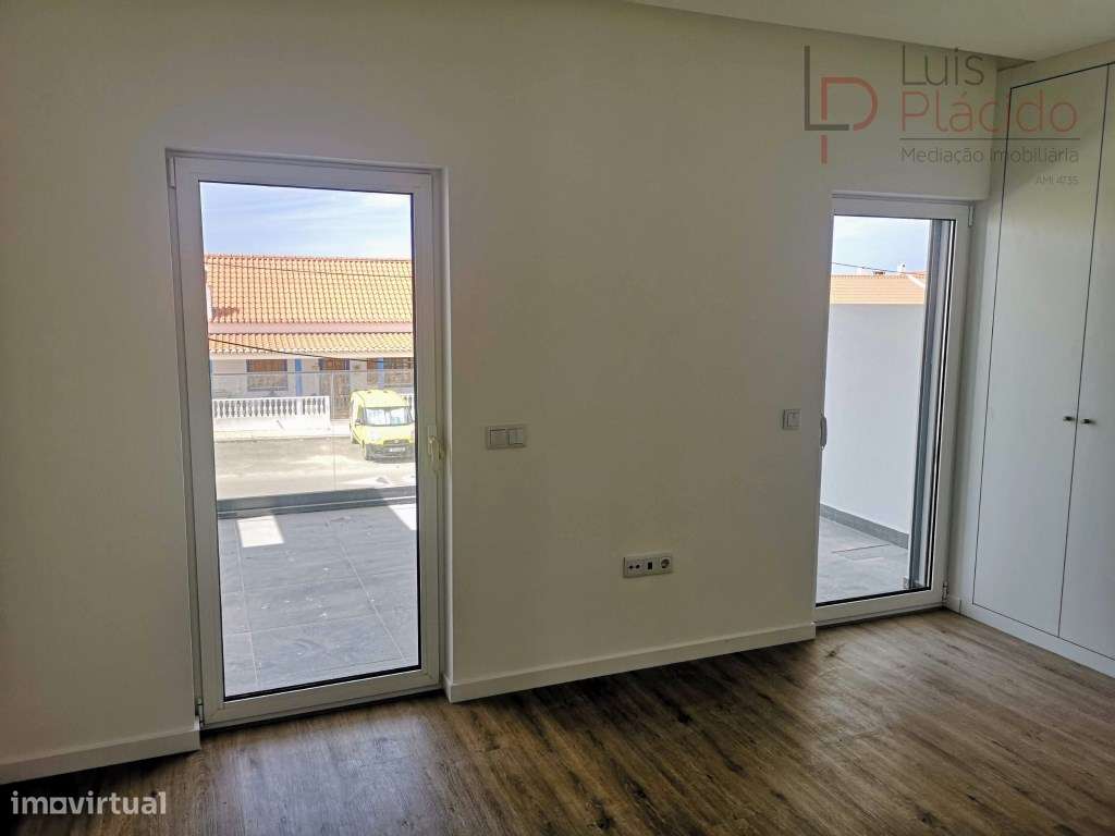 Moradia Almograve - Construção Nova - 800m da Praia-25